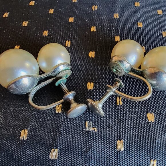Vintage Sterling Silver Faux Pearl Screw Back Earrings - Picture 3 of 3